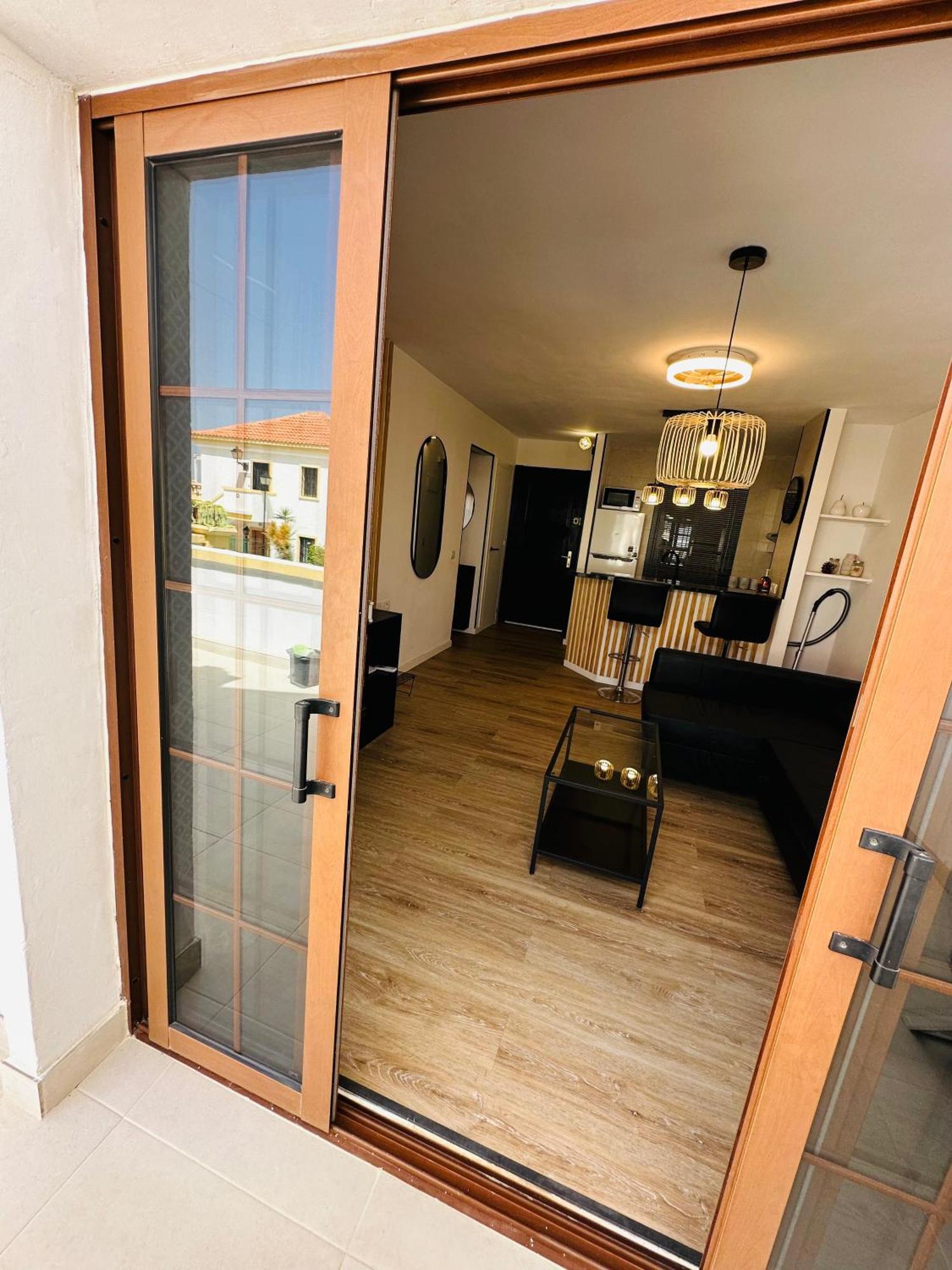 Windsor Park Spacious Apartment In Costa Adeje Bagian luar foto