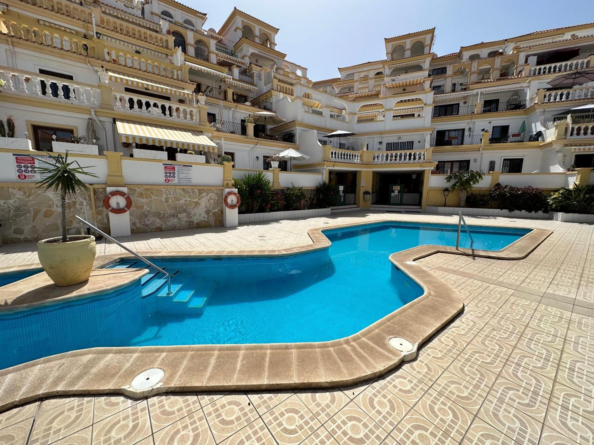 Windsor Park Spacious Apartment In Costa Adeje Bagian luar foto